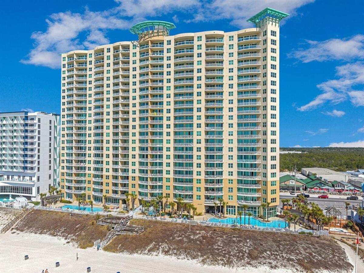 Apartment 1403 Aqua *